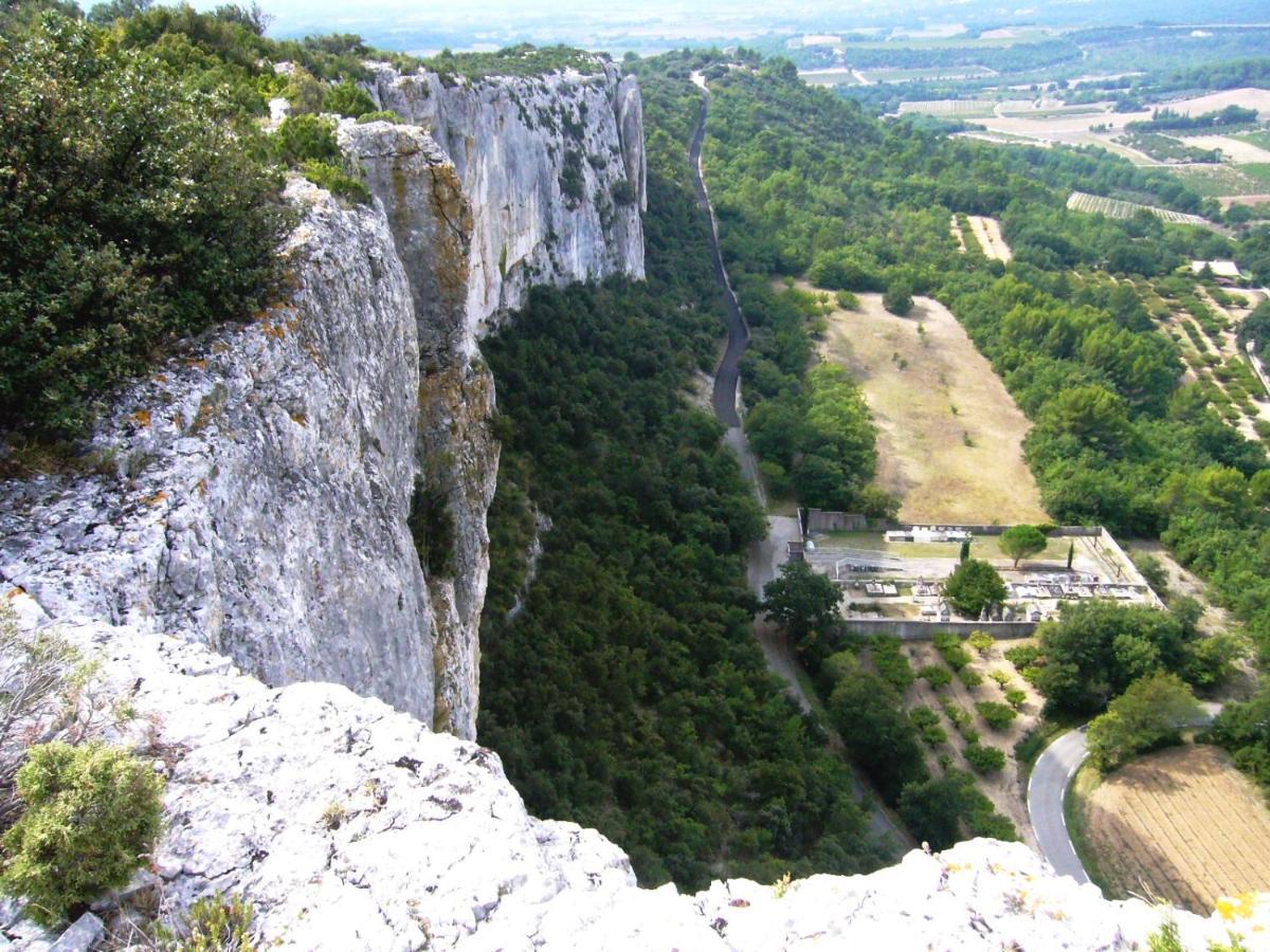 Les Cerises Bed & Breakfast Saint-Saturnin-d'Apt Ngoại thất bức ảnh
